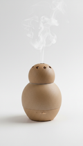 Aromatherapy diffuser with ceramic finish